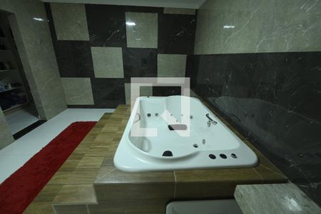 Banheira de casa para alugar com 2 quartos, 380m² em Vila Morais, Goiânia