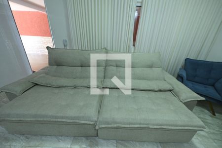 Sala de casa para alugar com 2 quartos, 380m² em Vila Morais, Goiânia