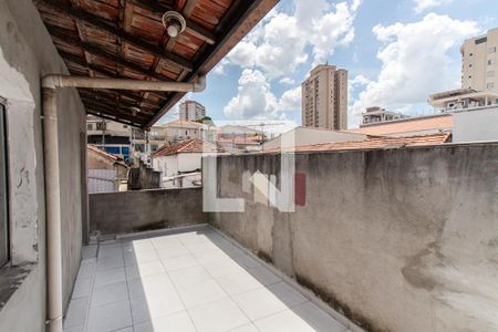 Casa para alugar com 500m², 2 quartos e 1 vagaQuintal