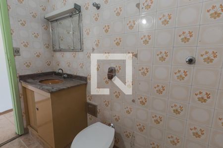 Casa à venda com 80m², 2 quartos e 1 vaga Casa à venda com 80m², 2 quartos e 1 vagaBanheiro