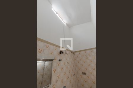 Casa à venda com 80m², 2 quartos e 1 vaga Casa à venda com 80m², 2 quartos e 1 vagaBanheiro