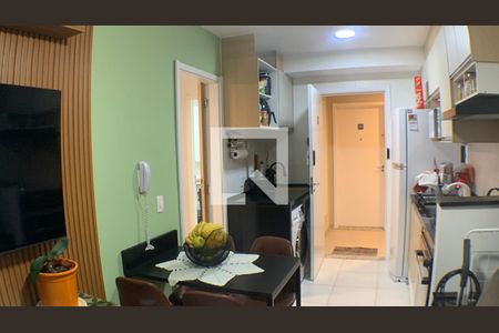 Sala/Cozinha de apartamento para alugar com 1 quarto, 26m² em Cambuci, São Paulo