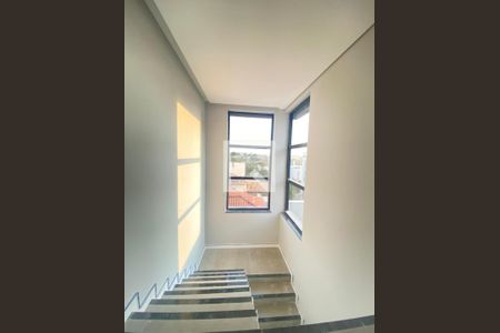 Casa à venda com 225m², 3 quartos e 4 vagasCorredor