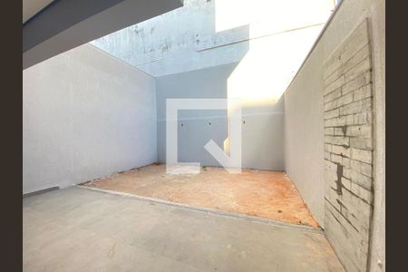 Casa à venda com 225m², 3 quartos e 4 vagasÁrea Externa