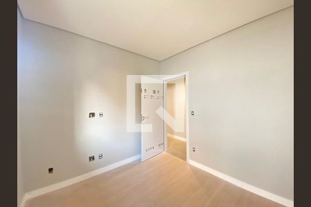 Casa à venda com 225m², 3 quartos e 4 vagasSuíte