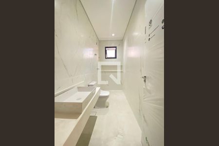 Casa à venda com 225m², 3 quartos e 4 vagasSuíte