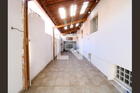 Casa à venda com 120m², 4 quartos e 2 vagasGaragem