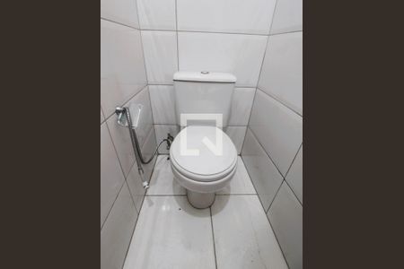 Casa à venda com 120m², 4 quartos e 2 vagasBanheiro 2