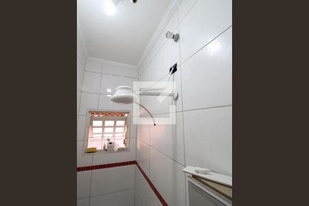 Casa à venda com 120m², 4 quartos e 2 vagasBanheiro 2