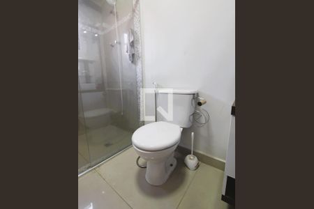 Casa à venda com 120m², 4 quartos e 2 vagasBanheiro da Suíte