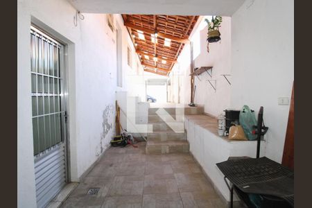 Casa à venda com 120m², 4 quartos e 2 vagasQuintal