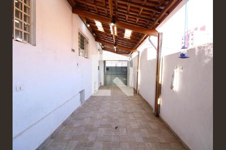 Casa à venda com 120m², 4 quartos e 2 vagasGaragem