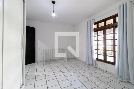 Quarto 1 de casa para alugar com 3 quartos, 100m² em Cruzeiro, São José dos Pinhais