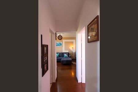 Apartamento à venda com 73m², 2 quartos e 1 vagaCorredor