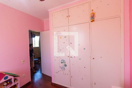 Apartamento à venda com 73m², 2 quartos e 1 vagaQuarto 02