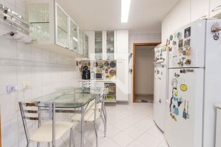 Apartamento à venda com 230m², 3 quartos e 3 vagasCozinha