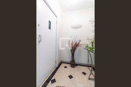 Apartamento à venda com 230m², 3 quartos e 3 vagasHall social