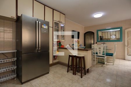 Casa à venda com 240m², 3 quartos e 3 vagasCozinha