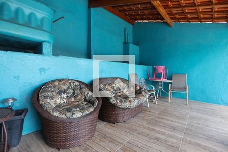 Casa à venda com 240m², 3 quartos e 3 vagasDeck