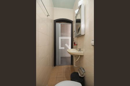 Casa à venda com 240m², 3 quartos e 3 vagasBanheiro de Serviço