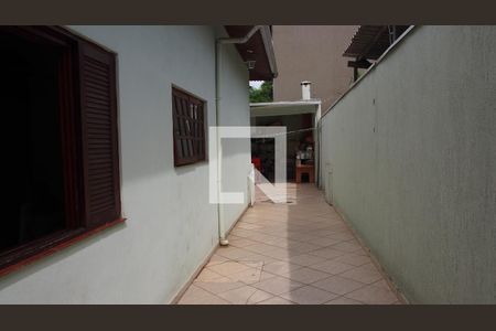 Casa para alugar com 299m², 3 quartos e 2 vagasQuintal