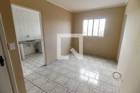 Sala de apartamento para alugar com 1 quarto, 46m² em Jardim Santa Rosa, Taboão da Serra