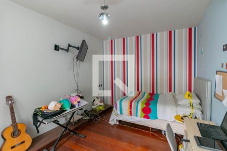 Quarto de casa à venda com 4 quartos, 500m² em Mangabeiras, Belo Horizonte