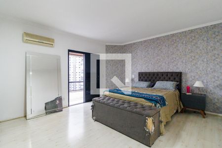 Apartamento à venda com 220m², 3 quartos e 4 vagas Apartamento à venda com 220m², 3 quartos e 4 vagasSuíte 1