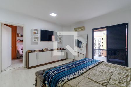 Apartamento à venda com 220m², 3 quartos e 4 vagas Apartamento à venda com 220m², 3 quartos e 4 vagasSuíte 1