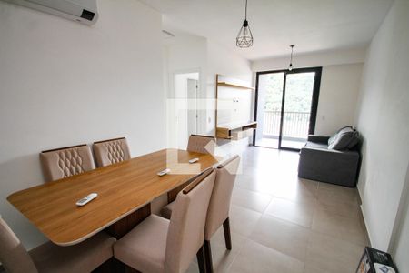 Sala de apartamento para alugar com 2 quartos, 78m² em Canto do Forte, Praia Grande