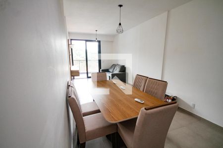 Sala de apartamento para alugar com 2 quartos, 78m² em Canto do Forte, Praia Grande