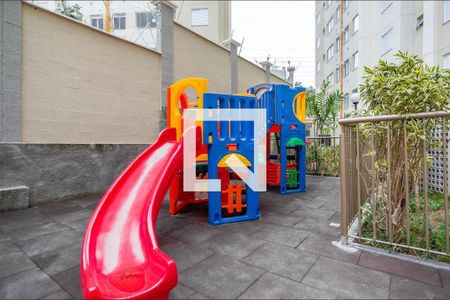 Apartamento para alugar com 44m², 2 quartos e 1 vaga Apartamento para alugar com 44m², 2 quartos e 1 vagaÁrea comum - Playground