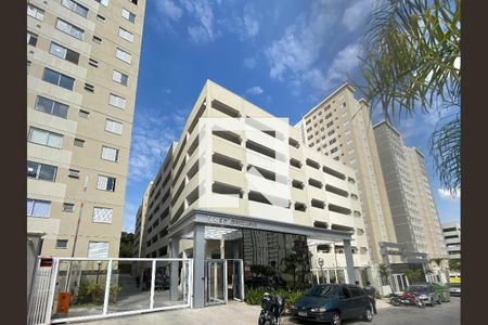 Apartamento para alugar com 44m², 2 quartos e 1 vaga Apartamento para alugar com 44m², 2 quartos e 1 vagaFachada