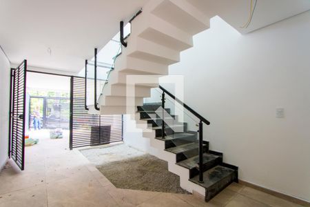 Casa à venda com 197m², 3 quartos e 4 vagas Casa à venda com 197m², 3 quartos e 4 vagasÁrea inferior