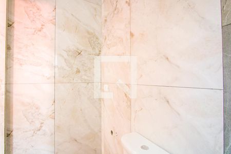 Casa à venda com 197m², 3 quartos e 4 vagas Casa à venda com 197m², 3 quartos e 4 vagasBanheiro do quarto 2