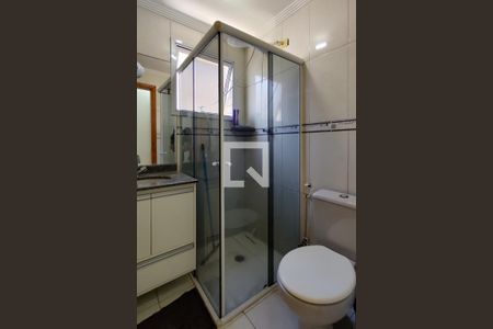 Banheiro da Suíte de apartamento para alugar com 2 quartos, 94m² em Aviação, Praia Grande