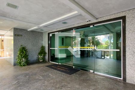 Apartamento para alugar com 94m², 2 quartos e 1 vaga Apartamento para alugar com 94m², 2 quartos e 1 vagaHall de entrada