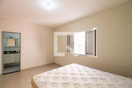 Suíte de casa para alugar com 3 quartos, 150m² em Jardim Santa Mena, Guarulhos