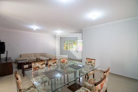 Sala de casa para alugar com 3 quartos, 150m² em Jardim Santa Mena, Guarulhos