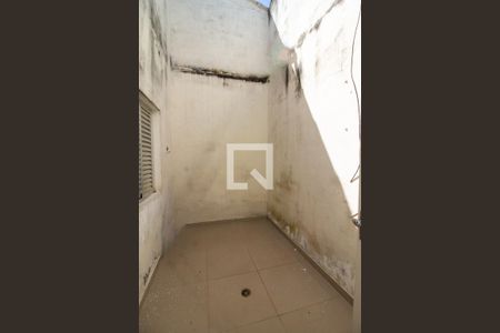 Jardim de Inverno de casa à venda com 3 quartos, 150m² em Jardim Santa Mena, Guarulhos