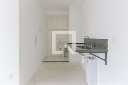 Cozinha  de apartamento à venda com 2 quartos, 39m² em Butantã, São Paulo