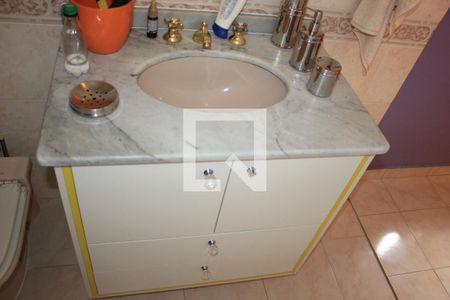 Casa à venda com 157m², 3 quartos e 4 vagasBanheiro da Suíte