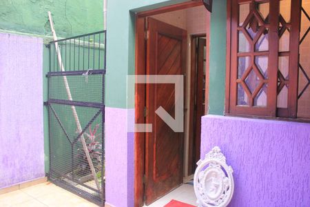 Casa à venda com 157m², 3 quartos e 4 vagasQuintal