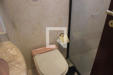 Casa à venda com 157m², 3 quartos e 4 vagasBanheiro 1