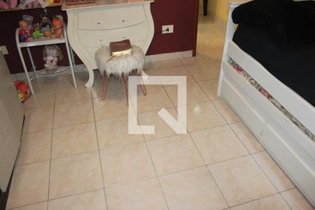 Casa à venda com 157m², 3 quartos e 4 vagasQuarto 2