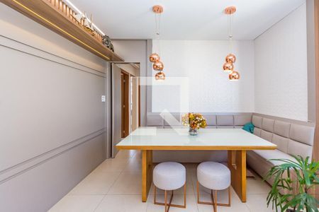 Sala de apartamento à venda com 3 quartos, 75m² em Grajaú, Belo Horizonte