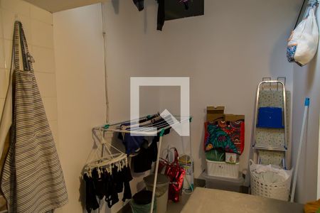 Apartamento à venda com 97m², 2 quartos e 1 vagaÁrea de Serviço