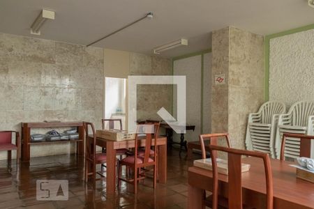 Apartamento à venda com 97m², 2 quartos e 1 vagaSalão de festas