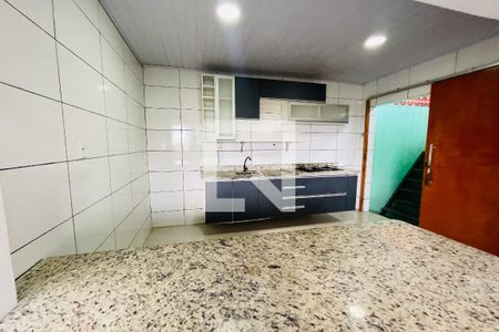 Cozinha de casa para alugar com 1 quarto, 50m² em Vila São Luis, Duque de Caxias