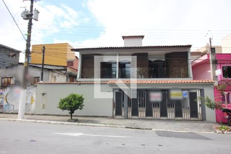 Casa à venda com 344m², 4 quartos e 6 vagasFachada 